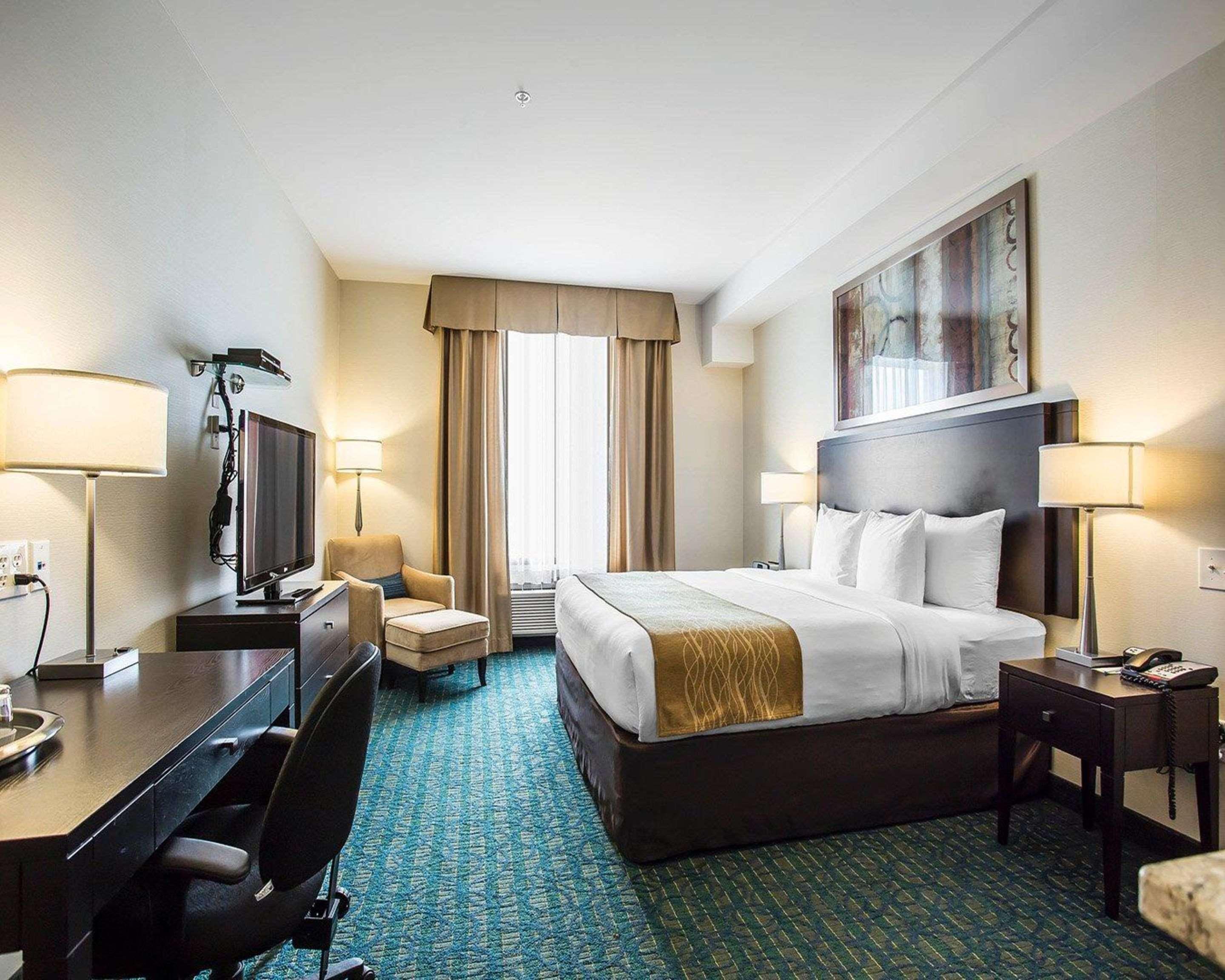Comfort Hotel Bayer'S Lake Timberlea Exterior foto