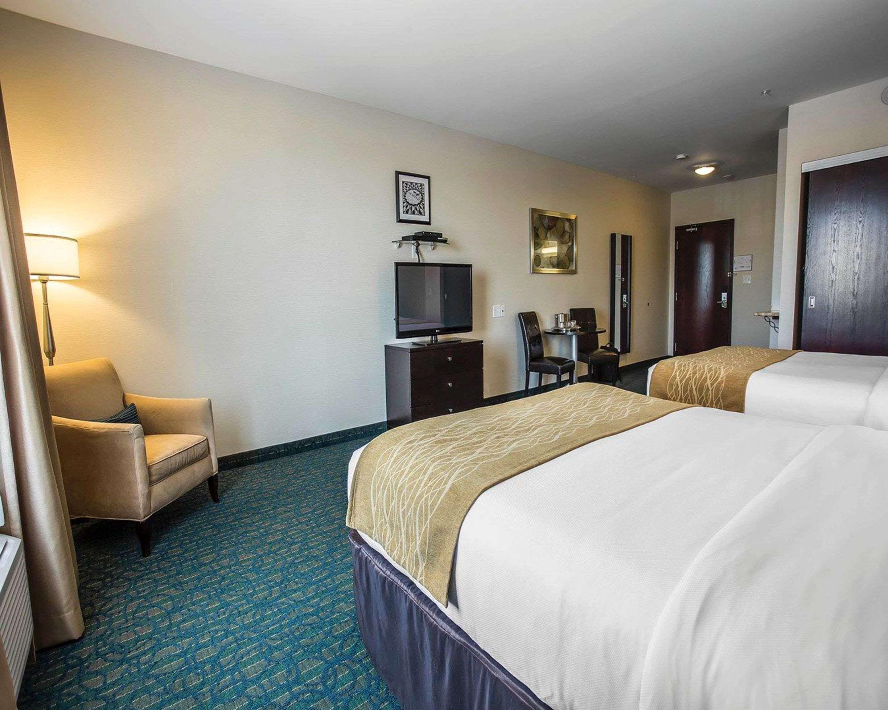 Comfort Hotel Bayer'S Lake Timberlea Exterior foto