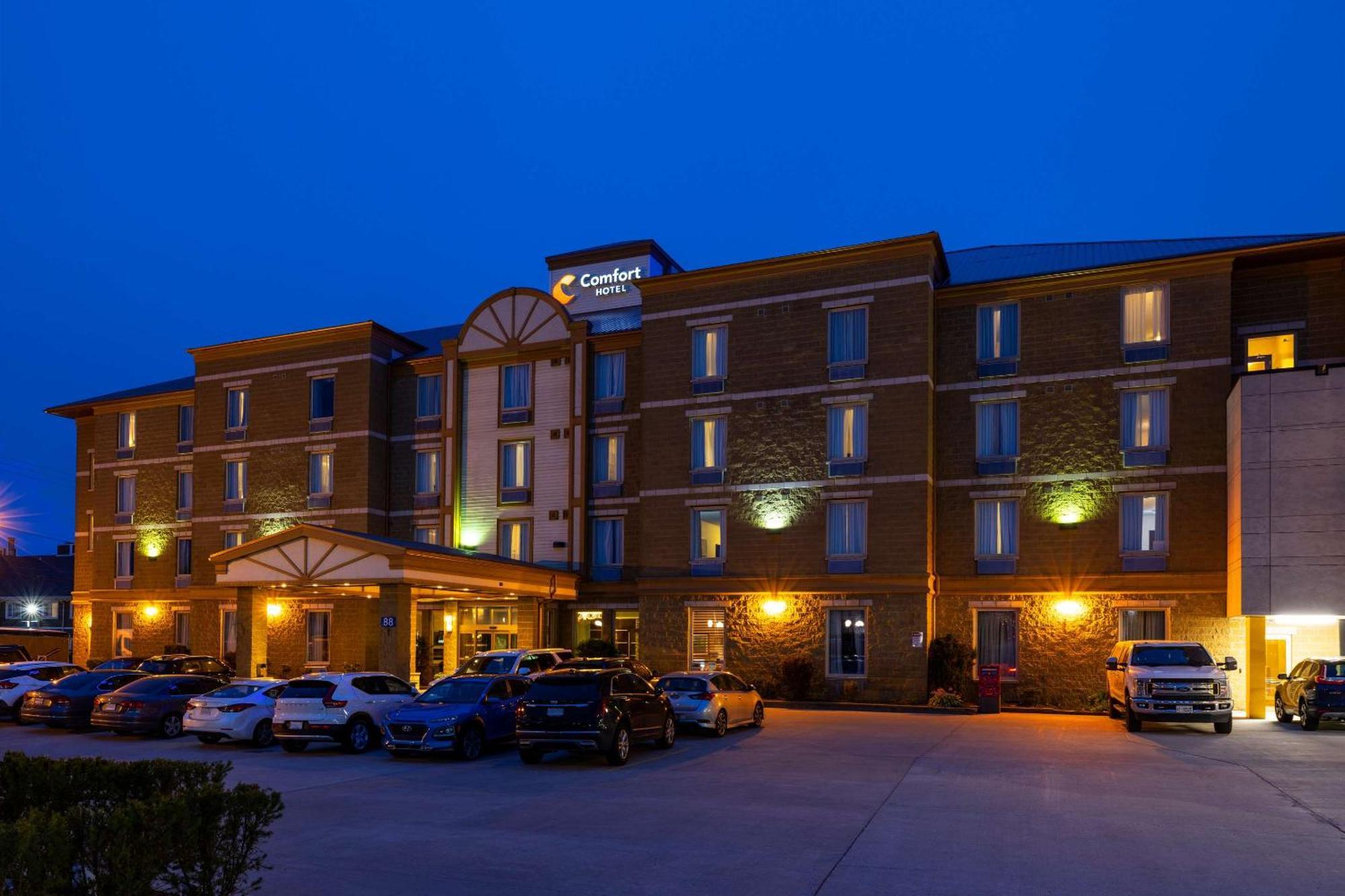 Comfort Hotel Bayer'S Lake Timberlea Exterior foto