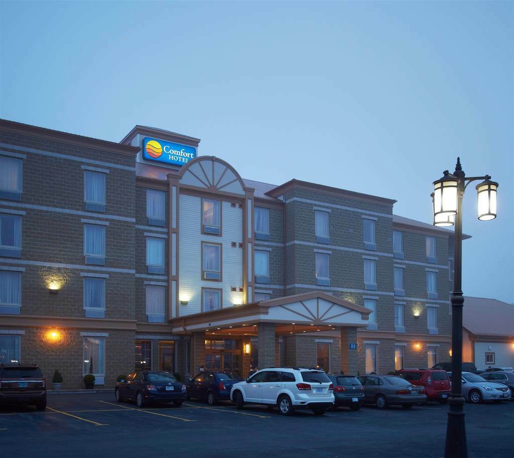 Comfort Hotel Bayer'S Lake Timberlea Exterior foto